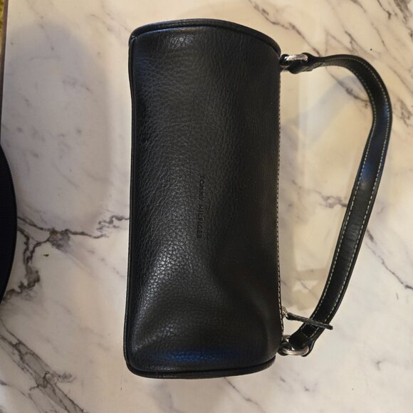 Vintage 2000's Tommy Hilfiger Cherry Purse - Picture 2 of 8